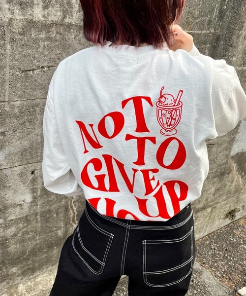 PBLIM(ページボーイリム)の「【PAGEBOYLIM】ユガミロゴロンT(Tシャツ/カットソー・レディース・ブラック/オフホワイト/グリーン・MEDIUM/LARGE)」の2枚目の写真