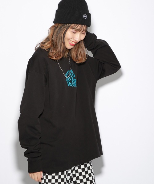 PBLIM(ページボーイリム)の「【PAGEBOYLIM】ユガミロゴロンT(Tシャツ/カットソー・レディース・ブラック/オフホワイト/グリーン・MEDIUM/LARGE)」の9枚目の写真