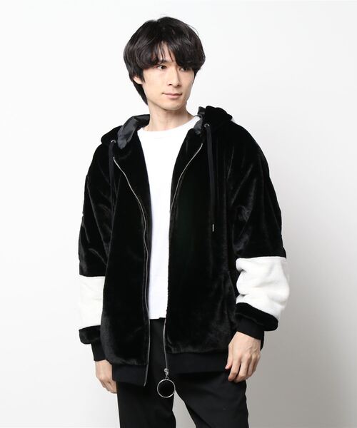 LB/S (エルビーエス)の「バックロゴフェイクファーフードブルゾン(ブルゾン・メンズ・ホワイト/ブラック/ブラウン・MEDIUM/LARGE/X-LARGE)」の2枚目の写真
