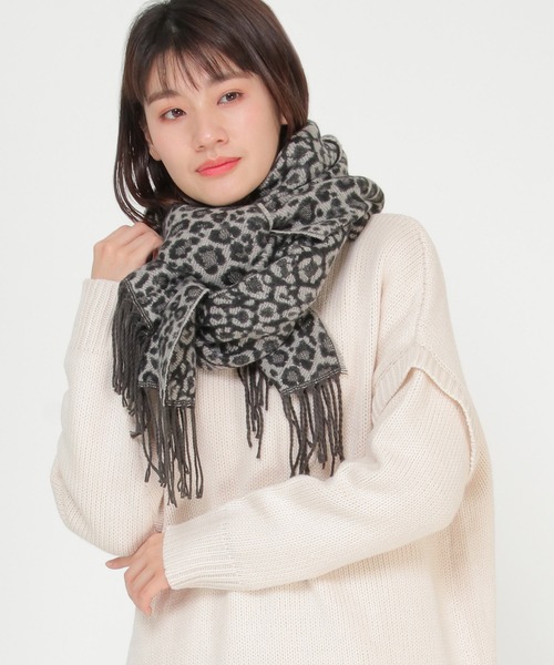 ikka（イッカ）の「ミニレオパードジャガードマフラー（マフラー