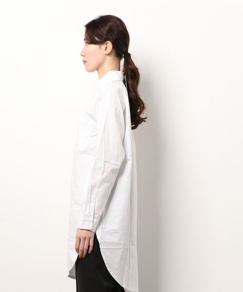 LOPASS（ロパス）の「オーバーサイズ　ロングシャツ（シャツ/ブラウス・レディース・ホワイト・LARGE/MEDIUM）」の2枚目の写真
