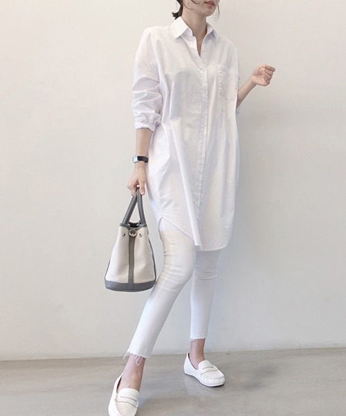 LOPASS（ロパス）の「オーバーサイズ　ロングシャツ（シャツ/ブラウス・レディース・ホワイト・LARGE/MEDIUM）」の6枚目の写真
