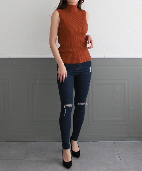 Julia Boutique（ジュリアブティック）の「ハイネック・パーソナルカラーノースリーブニットトップス/22046（ニット/セーター・レディース・ブルー/ブラウン/レッド/イエロー/ライトベージュ/パープル/グリーン/ピンク/ブラック/テラコッタ/オレンジ系/ホワイト・ONE）」の19枚目の写真