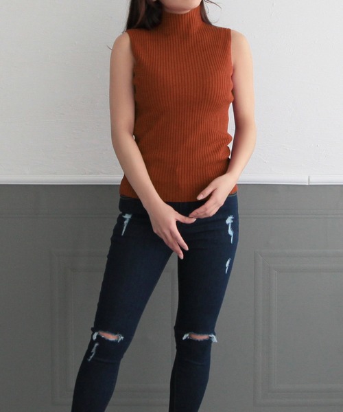 Julia Boutique（ジュリアブティック）の「ハイネック・パーソナルカラーノースリーブニットトップス/22046（ニット/セーター・レディース・ブルー/ブラウン/レッド/イエロー/ライトベージュ/パープル/グリーン/ピンク/ブラック/テラコッタ/オレンジ系/ホワイト・ONE）」の20枚目の写真