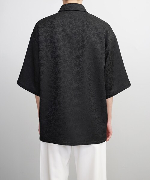 tk.TAKEO KIKUCHI(ティーケータケオキクチ)の「◆フラワージャカードシャツ(シャツ/ブラウス・メンズ・ホワイト/ブラック・02/03)」の18枚目の写真