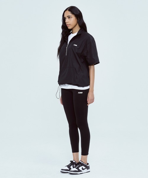FCMM(エフシーエムエム)の「CLUB TEAM SHORT SLEEVE HALF-ZIP WINDBREAKER/クラブチームショートスリーブハーフジップウィンドブレーカー(ブルゾン・メンズ・ホワイト/ブラック/ベージュ/グレー・MEDIUM/LARGE)」の18枚目の写真