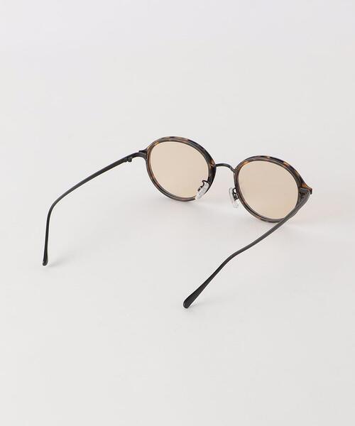 green label relaxing(グリーンレーベルリラクシング)の「マットブリッジ カラーレンズ ファッショングラス(サングラス・レディース・ブラウン・FREE)」の9枚目の写真