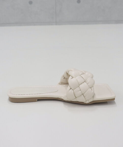 fredy emue(フレディエミュ)の「フラットパデットサンダル(サンダル・レディース・ブラック/オフホワイト・MEDIUM/LARGE)」の8枚目の写真