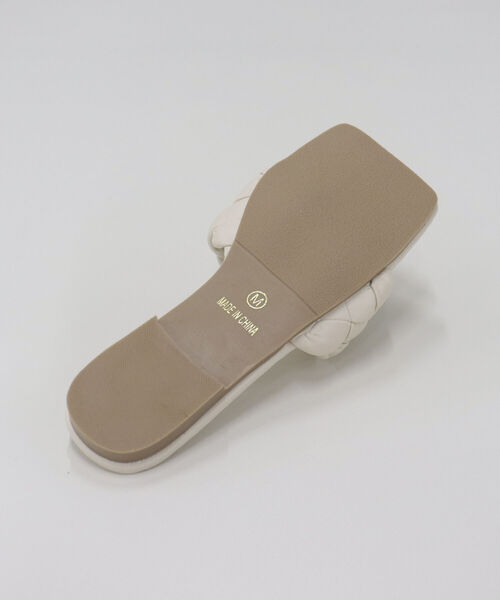 fredy emue(フレディエミュ)の「フラットパデットサンダル(サンダル・レディース・ブラック/オフホワイト・MEDIUM/LARGE)」の9枚目の写真