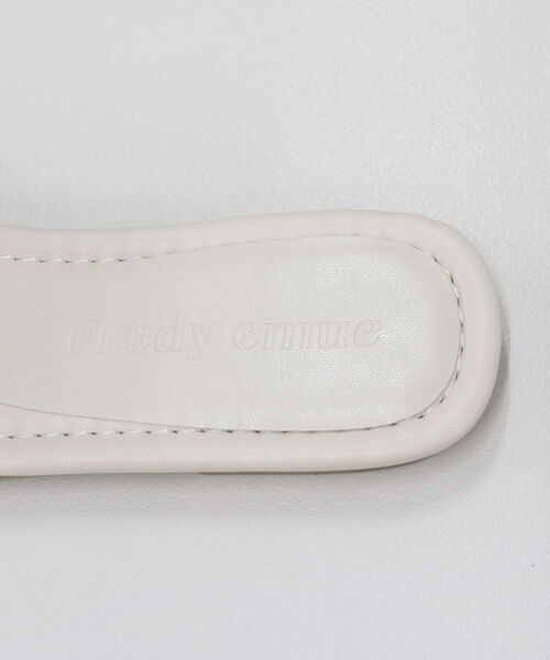 fredy emue(フレディエミュ)の「フラットパデットサンダル(サンダル・レディース・ブラック/オフホワイト・MEDIUM/LARGE)」の11枚目の写真