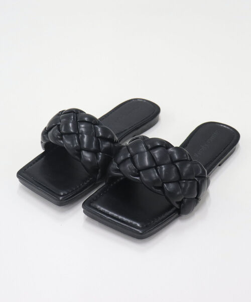 fredy emue(フレディエミュ)の「フラットパデットサンダル(サンダル・レディース・ブラック/オフホワイト・MEDIUM/LARGE)」の13枚目の写真