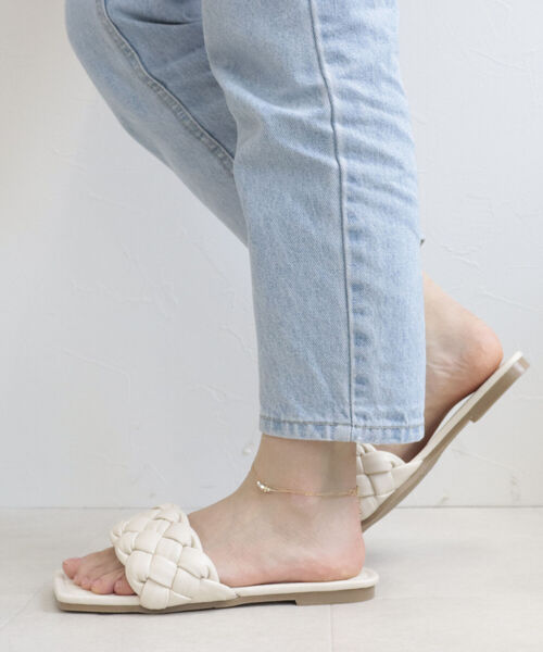 fredy emue(フレディエミュ)の「フラットパデットサンダル(サンダル・レディース・ブラック/オフホワイト・MEDIUM/LARGE)」の20枚目の写真