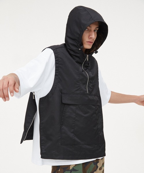 OY（オーワイ）の「『OY/オーワイ』SIDE ZIPPER NYLON HOODIE VEST/サイドジップデザイン フードベスト（ベスト