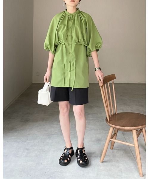 She's Closet(シーズクローゼット)の「バンドカラーボリュームスリーブ半袖ブロードケープブラウス(シャツ/ブラウス・レディース・ホワイト/ブラック/ブルー/グリーン・FREE)」の21枚目の写真