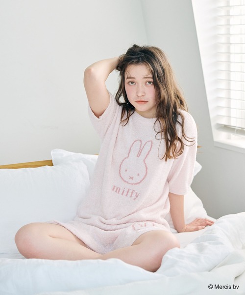 Miffy（ ミッフィー）の「【miffy/ミッフィー】もちふわsleepソフトエアニット半袖トップスルームウェア◆別注◆上下別売り（ルームウェア/パジャマ・レディース・チャコールグレー/オフホワイト/ピンク/アイボリー/ライトグリーン/グレー/ベビーピンク・LL/3L/M/L）」の21枚目の写真