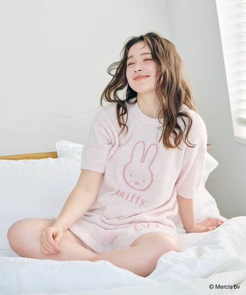 Miffy（ ミッフィー）の「【miffy/ミッフィー】もちふわsleepソフトエアニット半袖トップスルームウェア◆別注◆上下別売り（ルームウェア/パジャマ・レディース・チャコールグレー/オフホワイト/ピンク/アイボリー/ライトグリーン/グレー/ベビーピンク・LL/3L/M/L）」の22枚目の写真