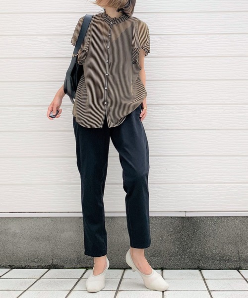 Q（キュー）の「スタンドフリルストライプブラウス（シャツ/ブラウス・レディース・ネイビー系/ブラウン系その他・MEDIUM）」の4枚目の写真