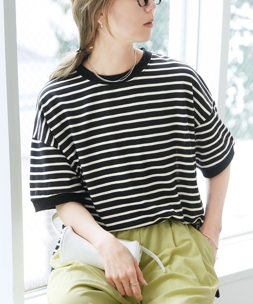 reca(レカ)の「サイドスリットボーダー半袖Tシャツ(Tシャツ/カットソー・レディース・ホワイト×ブラック/ブラック×ホワイト/ホワイト系その他/ネイビー・FREE)」の8枚目の写真