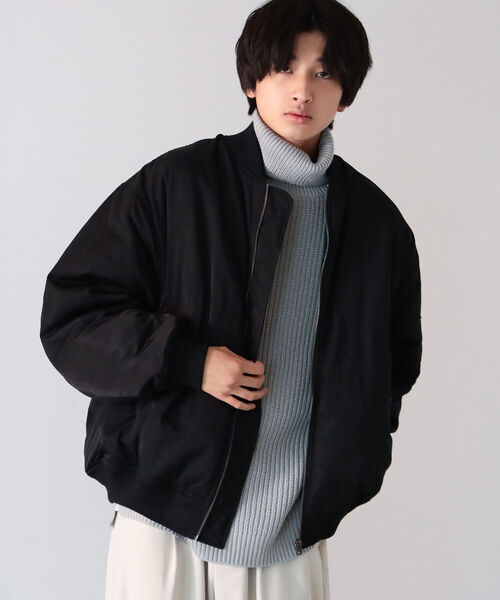 BeAMS DOT（ビームスドット）の「【WEB限定】BeAMS DOT / オーバーサイズ MA-1 ブルゾン 22AW（MA-1・メンズ・ベージュ/ブラック・MEDIUM/LARGE）」の17枚目の写真