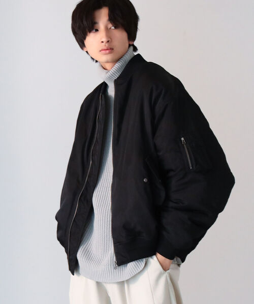 BeAMS DOT（ビームスドット）の「【WEB限定】BeAMS DOT / オーバーサイズ MA-1 ブルゾン 22AW（MA-1・メンズ・ベージュ/ブラック・MEDIUM/LARGE）」の5枚目の写真