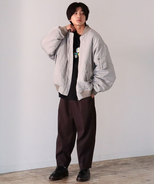 BeAMS DOT（ビームスドット）の「【WEB限定】BeAMS DOT / オーバーサイズ MA-1 ブルゾン 22AW（MA-1・メンズ・ベージュ/ブラック・MEDIUM/LARGE）」の10枚目の写真