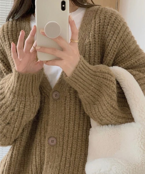 me+em select（ミームセレクト）の「※※ローゲージボリュームカラーニットカーディガン（カーディガン/ボレロ・レディース・ベージュ/ブラウン/ピンク/イエロー・FREE）」の6枚目の写真