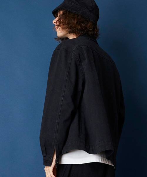 unrelaxing（アンリラクシング）の「オーバーサイズビッグシルエットデニムジャケット（デニムジャケット・メンズ・ライトブルー/ブラック/ブルー/スミクロ・FREE）」の17枚目の写真
