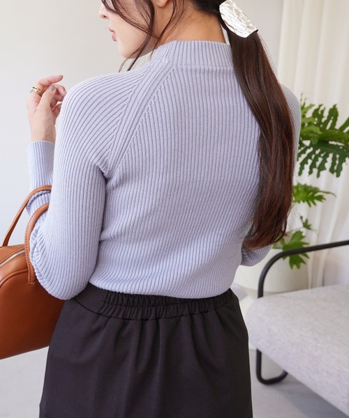 IAMUSE(アイアミューズ)の「ボタンデザインニット S0357【IAMUSE】(ニット/セーター・レディース・グレー/ベージュ/アイボリー/ブラック/ブルーグレー・FREE)」の11枚目の写真