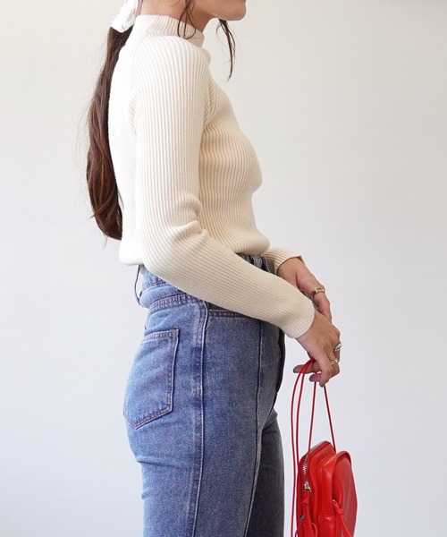 IAMUSE(アイアミューズ)の「ボタンデザインニット S0357【IAMUSE】(ニット/セーター・レディース・グレー/ベージュ/アイボリー/ブラック/ブルーグレー・FREE)」の19枚目の写真