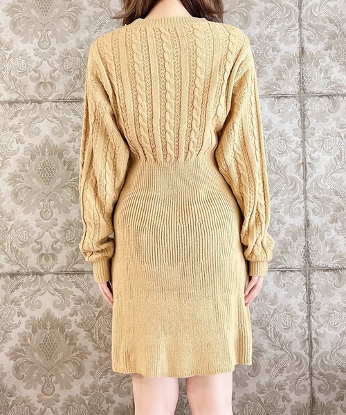 MIIA（ミーア）の「ケーブル編みニットミニワンピース（ワンピース・レディース・ベージュ/ブラック・FREE）」の8枚目の写真