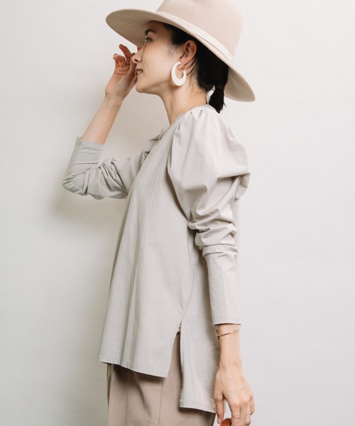 ELVENCE DEUX(エルベンスドゥ)の「シルケットカタギャザーPO(Tシャツ/カットソー・レディース・ブラウン/チャコールグレー/グレー系その他・FREE)」の2枚目の写真