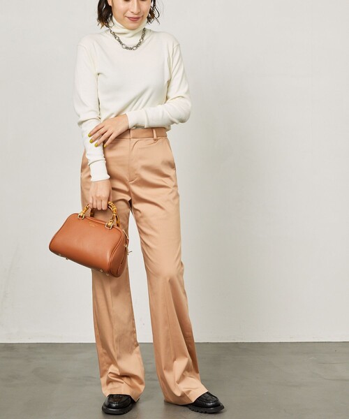 Aresense（アーセンス）の「Aresense/アーセンス サテンフレアパンツ（その他パンツ・レディース・ブラック/ベージュ/グレー・38/36）」の10枚目の写真