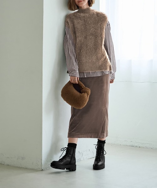 STYLE DELI(スタイルデリ)の「ふわふわシャギーハイネックベスト(ベスト・レディース・ブラック/ブラウン系・FREE)」の3枚目の写真