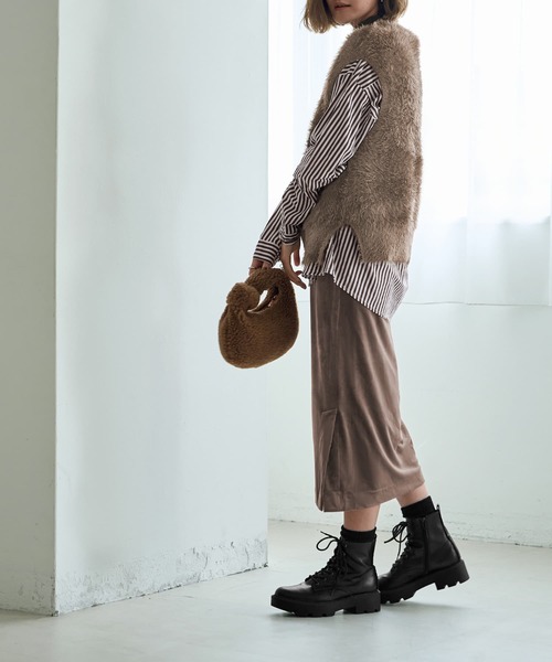 STYLE DELI(スタイルデリ)の「ふわふわシャギーハイネックベスト(ベスト・レディース・ブラック/ブラウン系・FREE)」の4枚目の写真