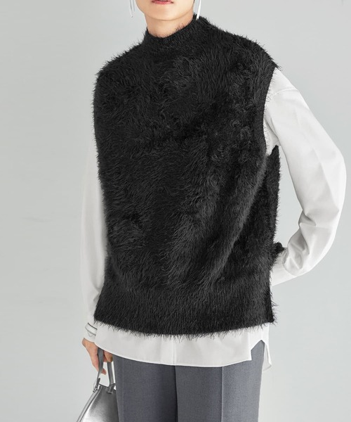 STYLE DELI(スタイルデリ)の「ふわふわシャギーハイネックベスト(ベスト・レディース・ブラック/ブラウン系・FREE)」の9枚目の写真