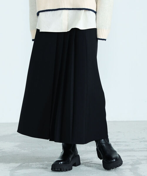 fredy emue（フレディエミュ）の「アシメプリーツミディ丈スカート（スカート・レディース・ブラック/オフホワイト・38/36）」の2枚目の写真