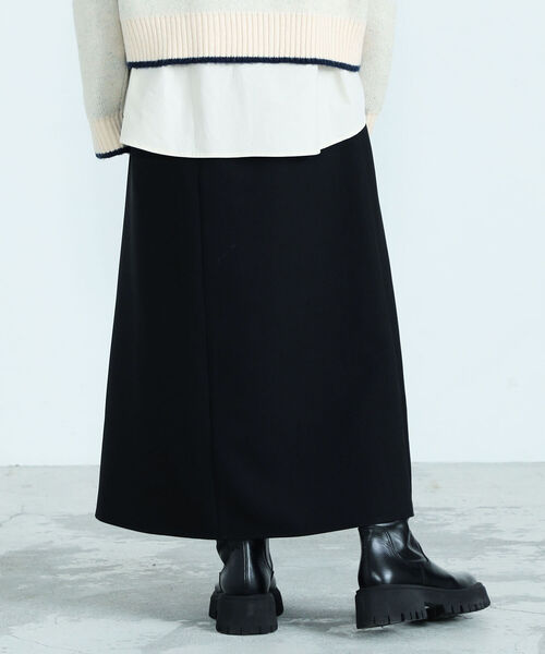 fredy emue（フレディエミュ）の「アシメプリーツミディ丈スカート（スカート・レディース・ブラック/オフホワイト・38/36）」の17枚目の写真