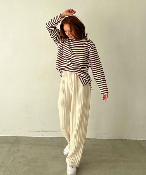 CHERI since1985(シェリ)の「ボートネックビッグシルエット裏起毛ボーダーカットソー(Tシャツ/カットソー・レディース・ブラック/ブラウン・FREE)」の17枚目の写真