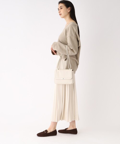 OPAQUE.CLIP(オペークドットクリップ)の「◆ビットフェイクファーローファー(ドレスシューズ・レディース・ダークブラウン系6/ベージュ系6/ブラック・03/02)」の6枚目の写真