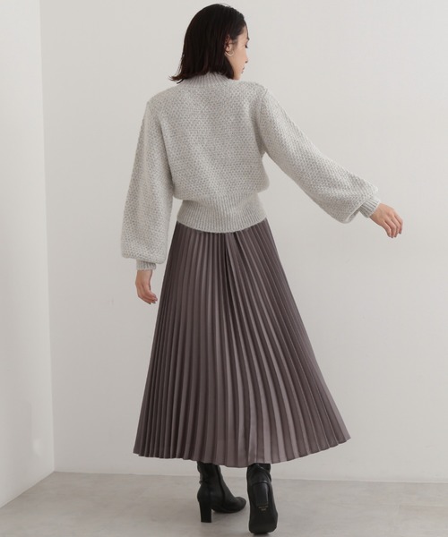 NATURAL BEAUTY BASIC（ナチュラルビューティーベーシック）の「フェザーＭＩＸラメリリヤーンニット（ニット/セーター・レディース・グレー/ベージュ/ピンク・MEDIUM）」の8枚目の写真