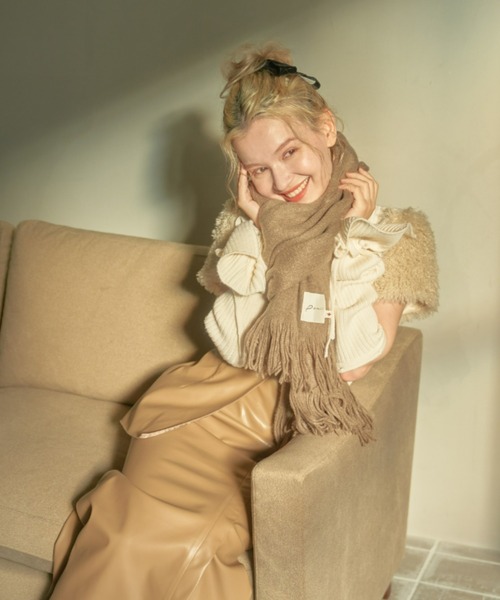 pomiii（ポミー）の「フリンジマフラー（マフラー・レディース・ブルー/ピンク/ブラウン・FREE）」の21枚目の写真