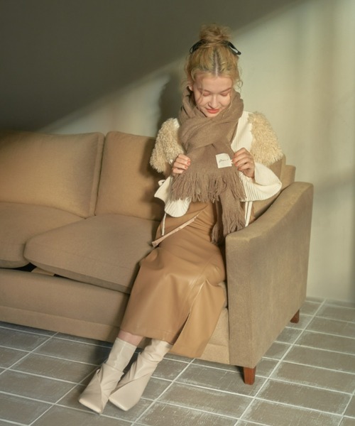 pomiii（ポミー）の「フリンジマフラー（マフラー・レディース・ブルー/ピンク/ブラウン・FREE）」の16枚目の写真