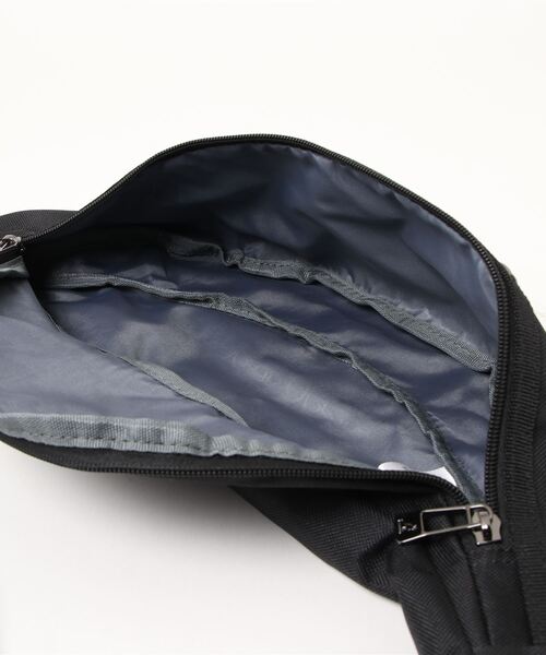 KANGOL(カンゴール)の「【KANGOL(カンゴール)】ロゴ ボディバッグ/ウエストバッグ(ボディバッグ/ウエストポーチ・メンズ・ブラック系その他/ブラック・FREE)」の6枚目の写真