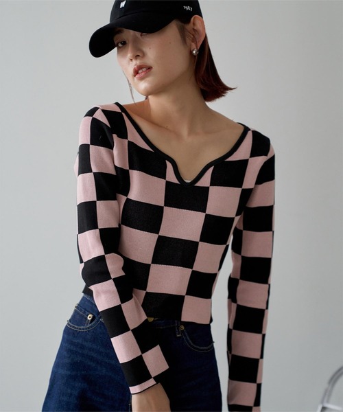 miette（ミエット）の「ハートネックチェッカー柄ショートトップス（ニット/セーター・レディース・オフホワイト/ブルー/グリーン/ピンク・FREE）」の4枚目の写真