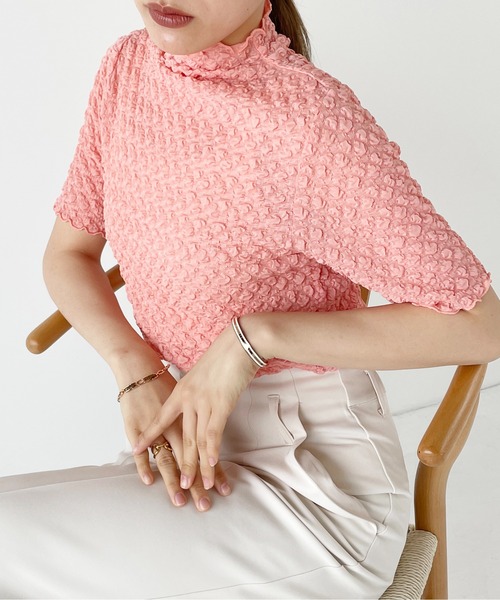 Meli rich（メリーリッチ）の「ポコポコジャガード半袖プルオーバー（Tシャツ/カットソー・レディース・ライトベージュ/ブラック/グリーン/オレンジ・MEDIUM）」の14枚目の写真