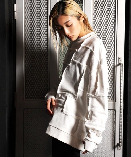 G.O.C（ジーオーシー）の「パッチワークグランジワイドスウェットトレーナー（スウェット・メンズ・ブラック/ホワイト・MEDIUM/LARGE）」の22枚目の写真