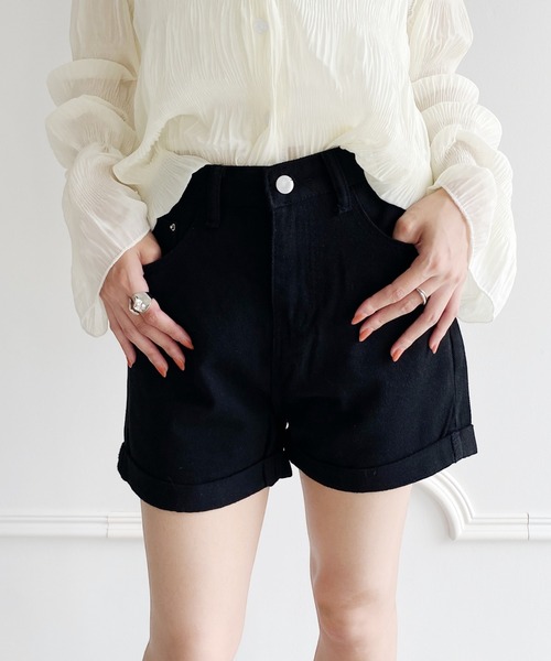 United store(ユナイテッドストア)の「ハイウエストデニムショーツ(デニムパンツ・レディース・ホワイト/ブラック/ブルー/ライトブルー・M/S/L)」の3枚目の写真
