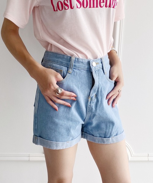 United store(ユナイテッドストア)の「ハイウエストデニムショーツ(デニムパンツ・レディース・ホワイト/ブラック/ブルー/ライトブルー・M/S/L)」の14枚目の写真