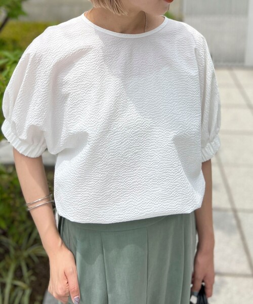 NOLLEY’S（ノーリーズ）の「《セットアップ対応》ポコポコサッカーブラウス（シャツ/ブラウス・レディース・ブラック/グレー系その他2/オフホワイト/イエロー系その他4・38）」の2枚目の写真