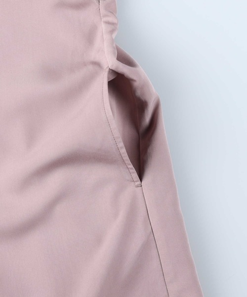 Right-on（ライトオン）の「【HONEYSUCKLE ROSE】サラサラ冷感シャツワンピ（シャツワンピース・レディース・ピンク/ブラック/オフホワイト・L/M）」の19枚目の写真